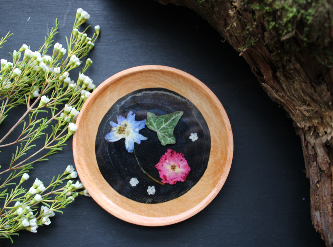 Black Ivy Dish