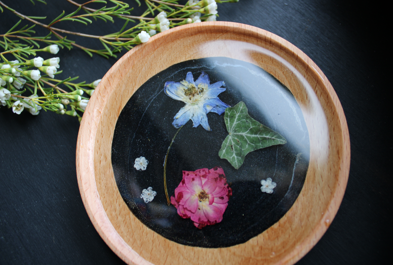 Black Ivy Dish
