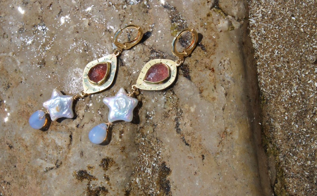 Strawberry Star Pearl Earrings