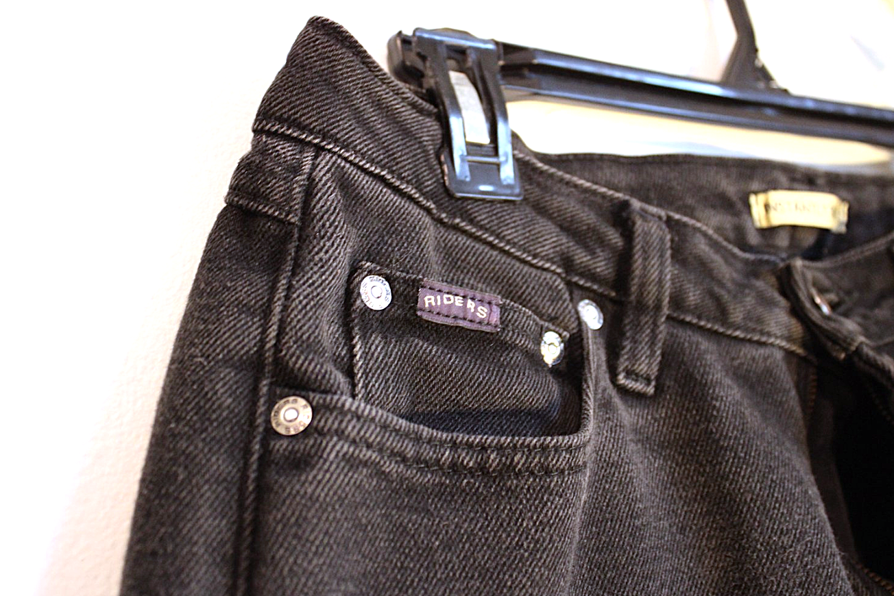 Riders Cropped Black Jeans