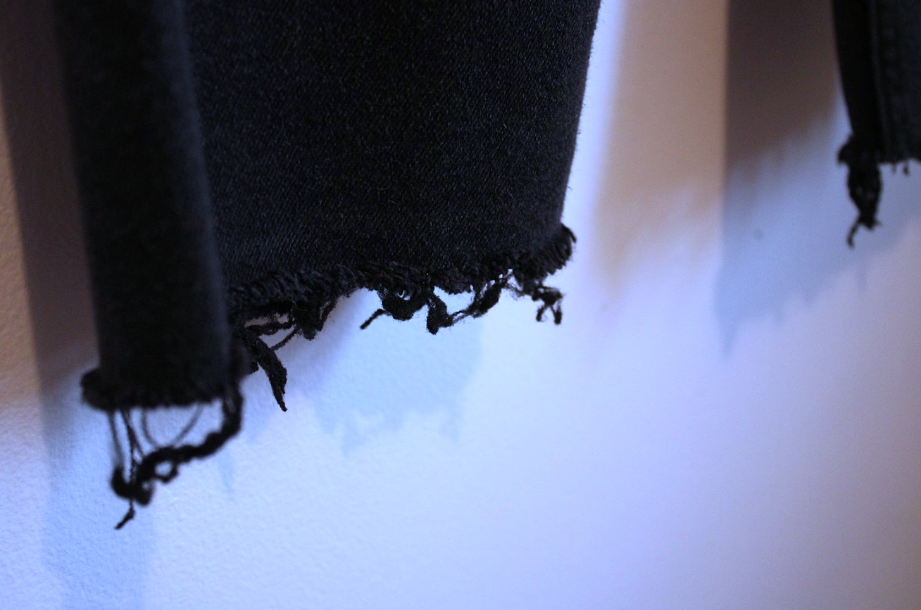 Riders Cropped Black Jeans
