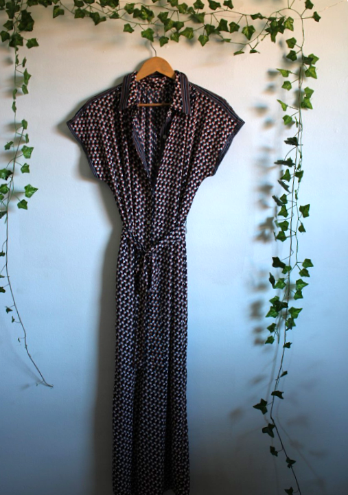 Vintage Patterned Pantsuit with Pockets!