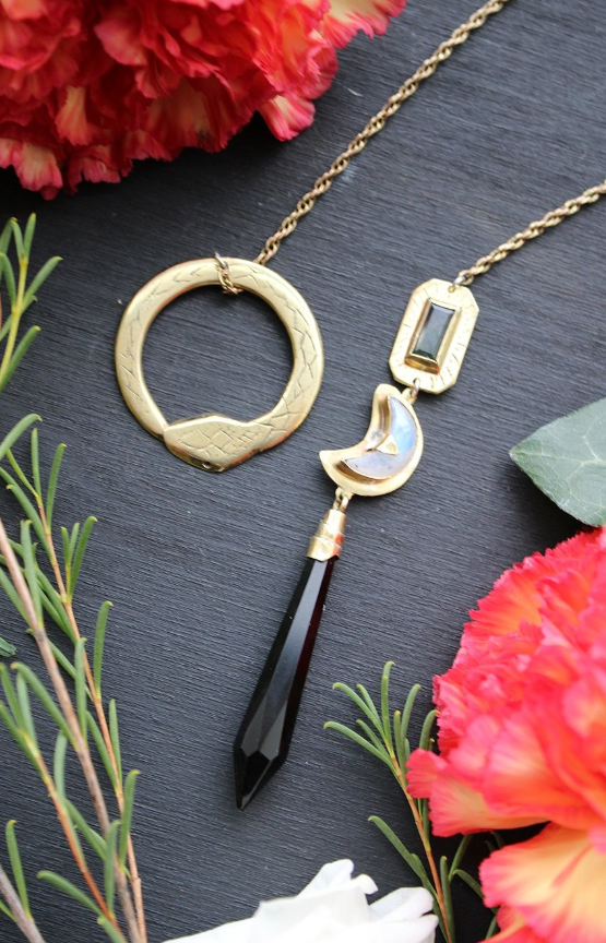 Ourobouros Lariat