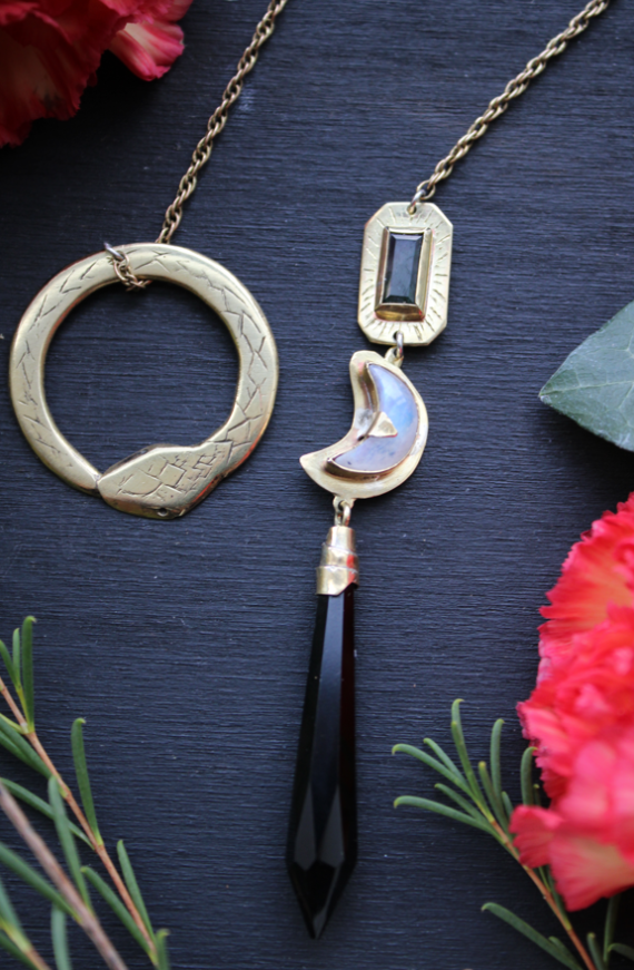 Ourobouros Lariat