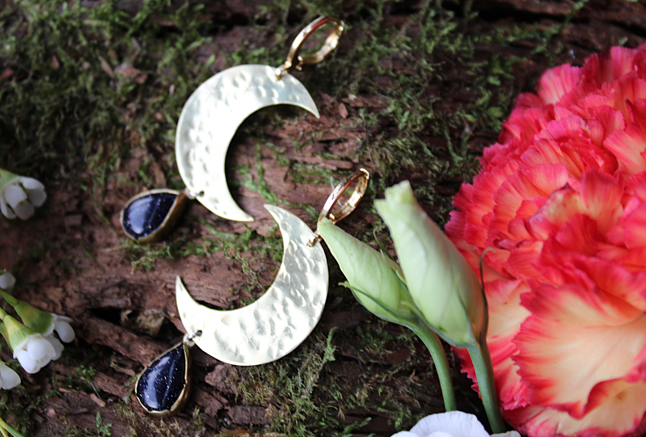 Nocturnal Earrings