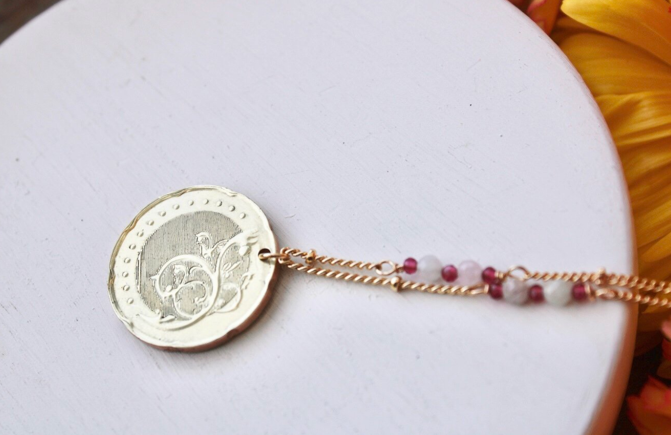 Mama Necklace