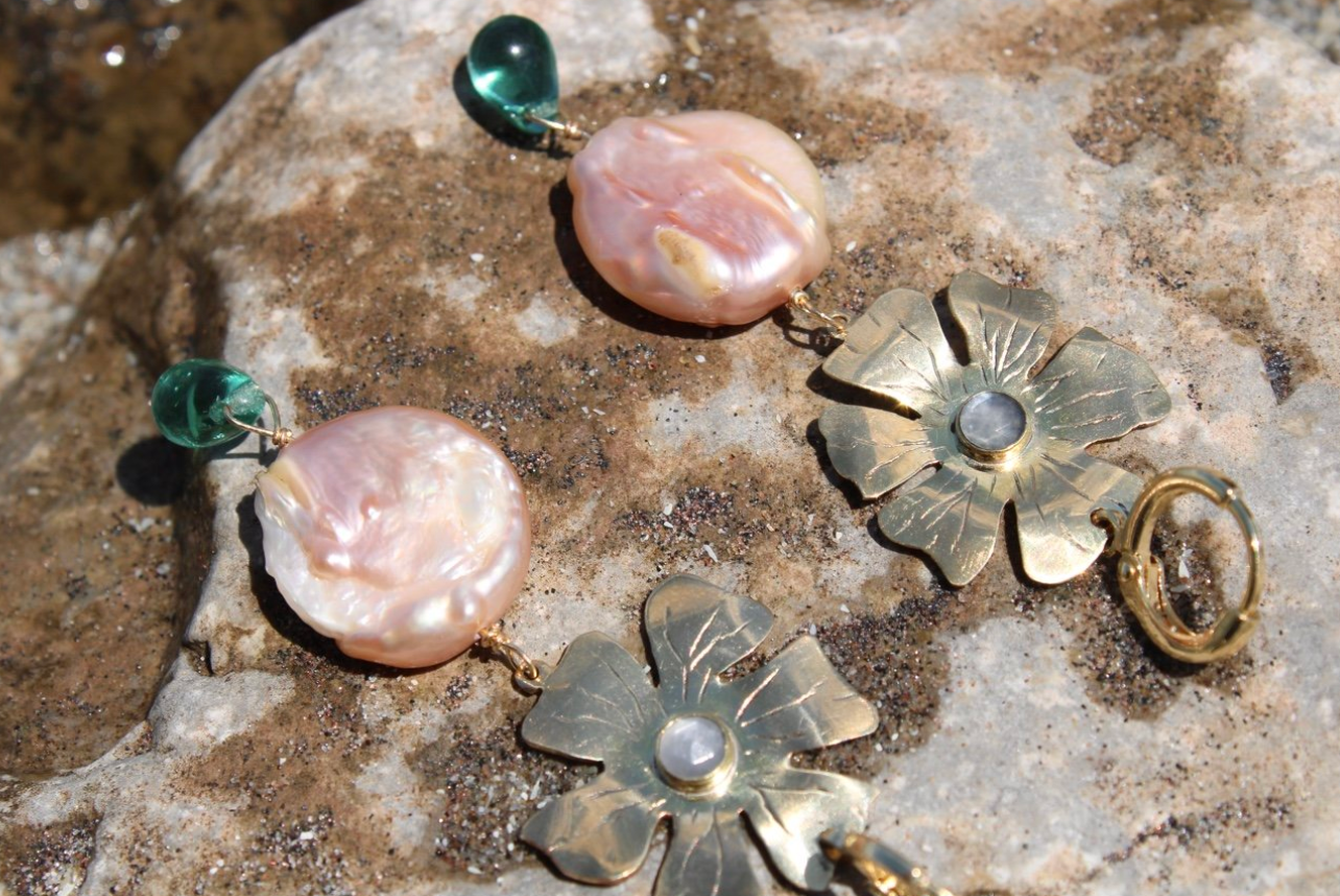 Blossom Peach Pearl Earrings