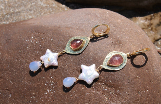 Strawberry Star Pearl Earrings