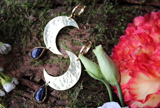 Nocturnal Earrings