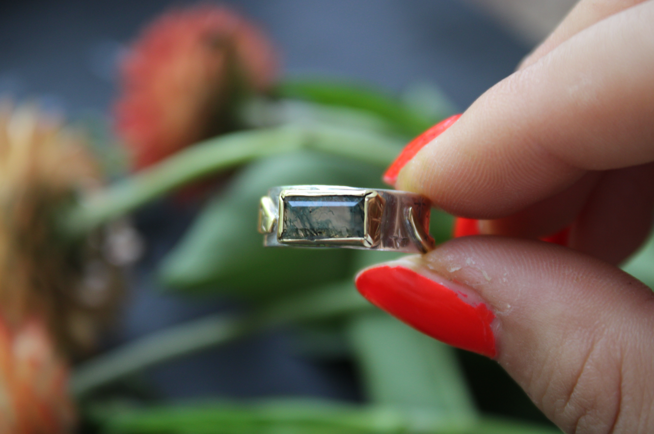 Crawling Moss Ring
