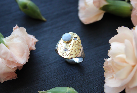 Calm & Shiny Ring
